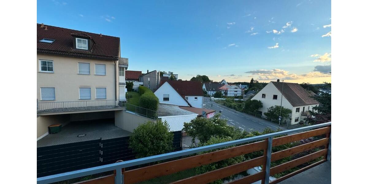 Etagenwohnung Neusäß - 3 Zimmer, 98 m&sup2;, 1.350&euro; | Angebot:25307787