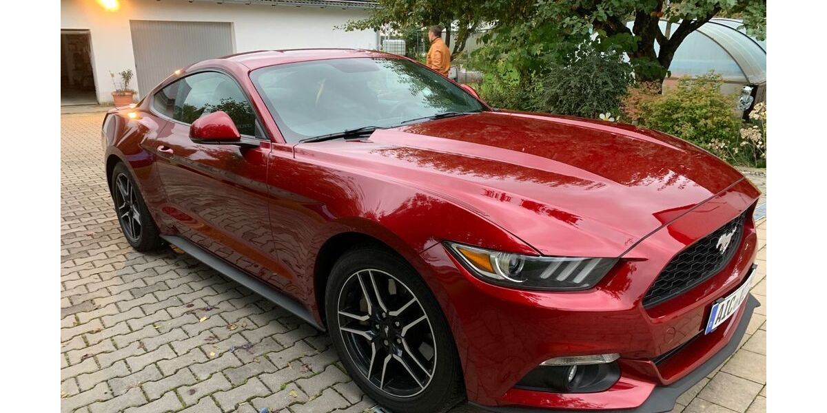 Ford Mustang 89.000 km 26.990 &euro; Pöttmes 86554