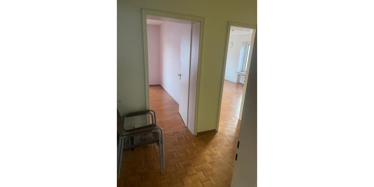 Etagenwohnung Gersthofen - 2 Zimmer, 70 m&sup2;, 1.300&euro; | Angebot:24729585