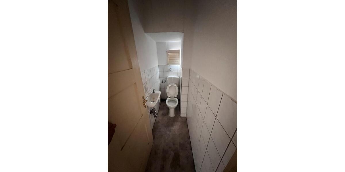 Etagenwohnung Augsburg - 5 Zimmer, 105 m&sup2;, 1.450&euro; | Angebot:24839758