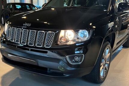 Jeep Compass 124.900 km 10.700 € Augsburg 86167
