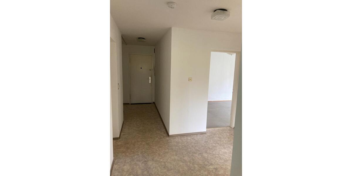 Etagenwohnung Augsburg Lechhausen - 3 Zimmer, 70 m&sup2;, 270.000&euro; | Angebot:26816550