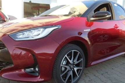 Toyota Yaris 5 km 29.999 € Königsbrunn / Augsburg 86343