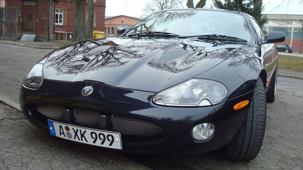 Jaguar XKR 148.000 km 13.600 € Augsburg 86153