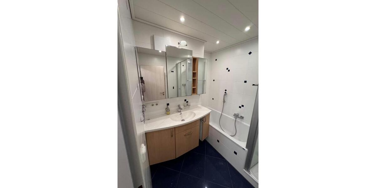 Etagenwohnung Augsburg Pfersee - 1 Zimmer, 23 m&sup2;, 602&euro; | Angebot:26050410