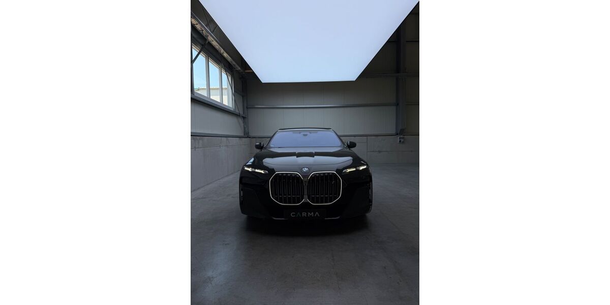 BMW i7 34.000 km 99.000 € Bobingen 86399