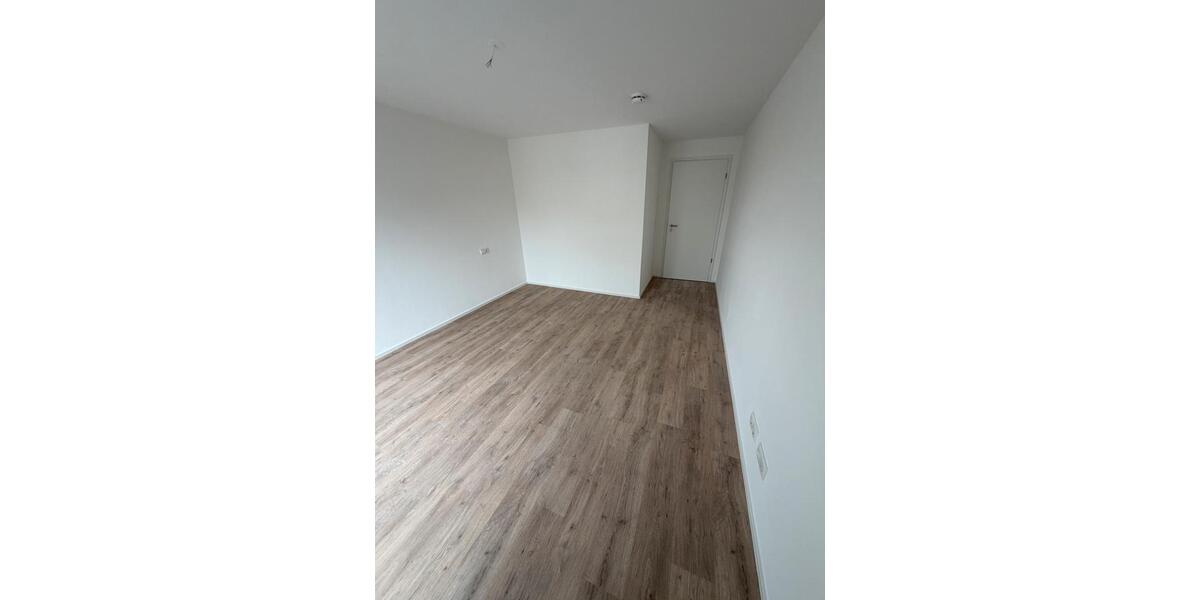 Etagenwohnung Mering - 3 Zimmer, 81 m&sup2;, 1.465&euro; | Angebot:24851771
