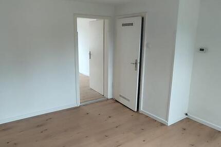 Wohnung Augsburg Pfersee - 2 Zimmer, 47 m&sup2;, 900&euro; | Angebot:26180753