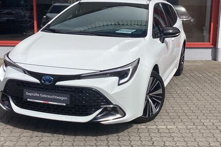 Toyota Corolla 2.900 km 29.680 &euro; Augsburg-Lechhausen 86165