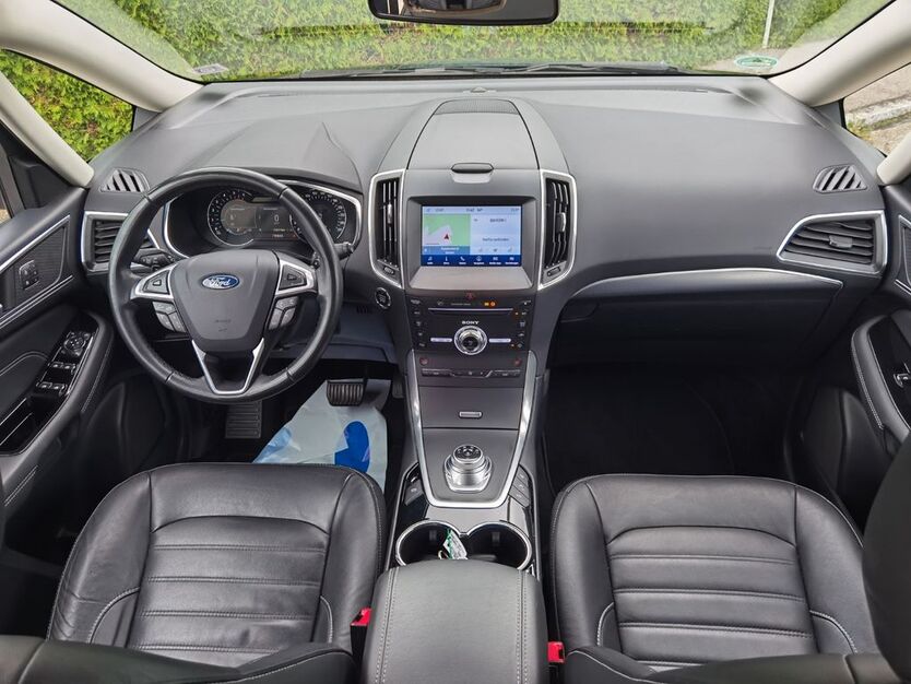 Ford Galaxy 184.074 km 18.790 € Welden 86465