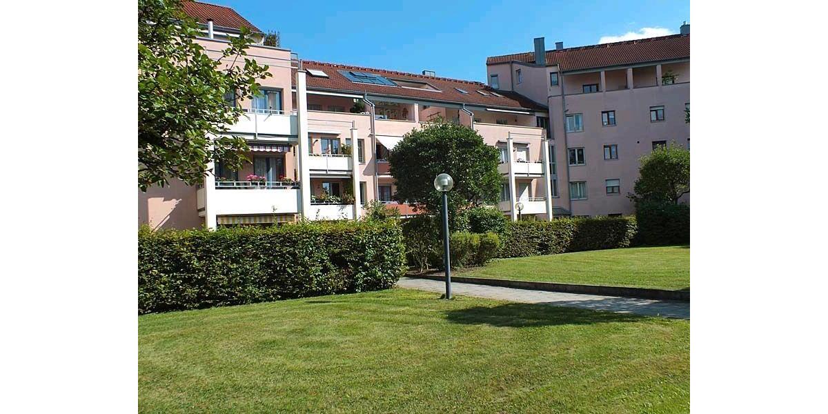 Etagenwohnung Stadtbergen - 3 Zimmer, 85 m&sup2;, 1.250&euro; | Angebot:25165482