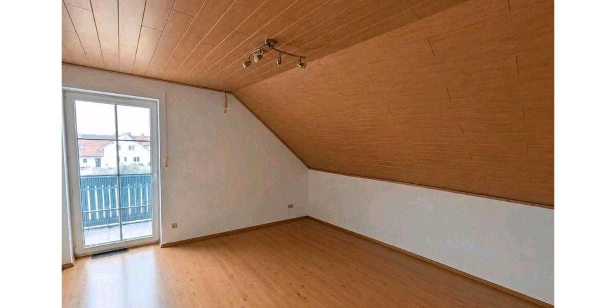 Dachgeschoßwohnung Oberottmarshausen - 2 Zimmer, 80 m&sup2;, 960&euro; | Angebot:26580889