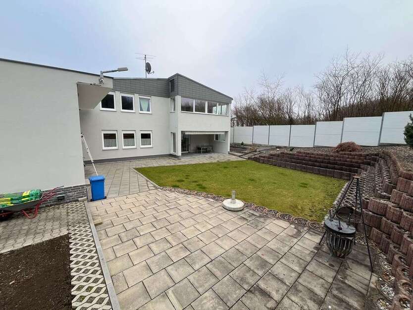 Haus zum Kaufen in Augsburg 1.799.000 € 218.68 m²