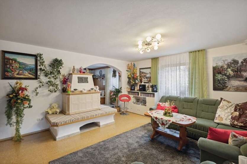 Haus zum Kaufen in Kleinberghofen 520.000 € 198 m²