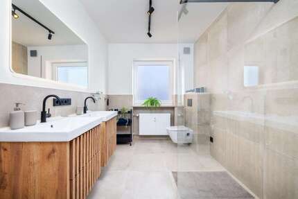 Wohnung Augsburg Haunstetten-Siebenbrunn - 3 Zimmer, 82 m&sup2;, 390.000&euro; | Angebot:24647089