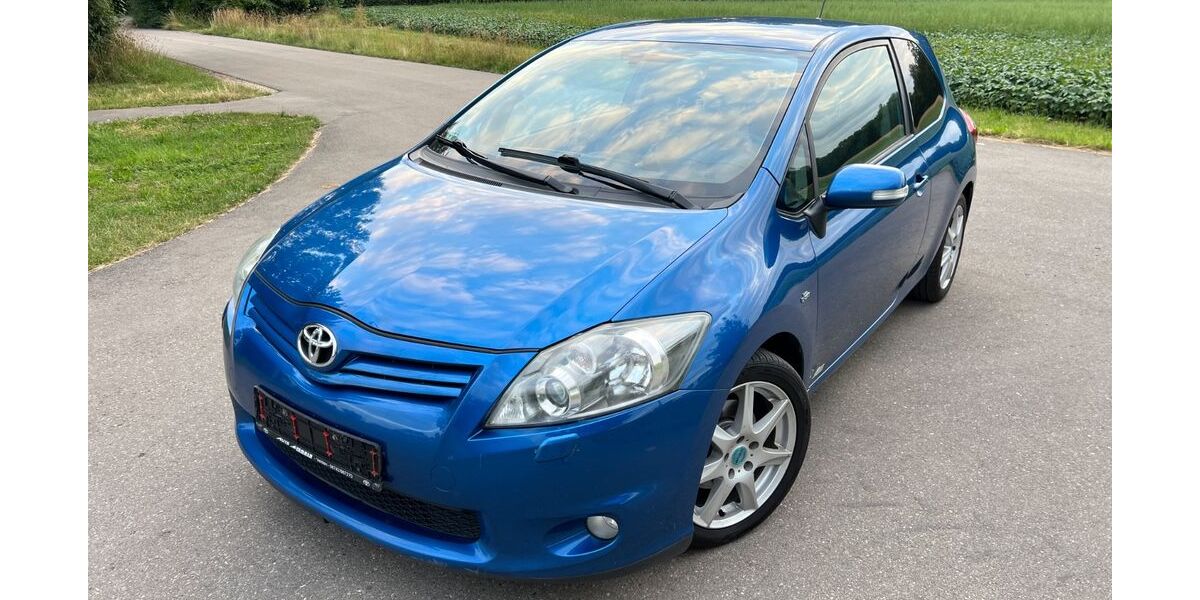 Toyota Auris 215.600 km 4.500 € Augsburg 86167