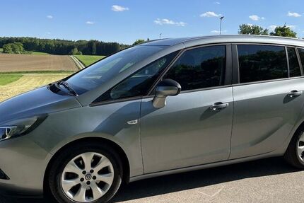 Opel Zafira Tourer