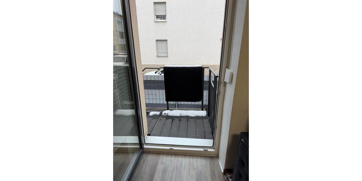 Erdgeschoßwohnung Augsburg Lechhausen - 1 Zimmer, 84 m&sup2;, 1.750&euro; | Angebot:25553092