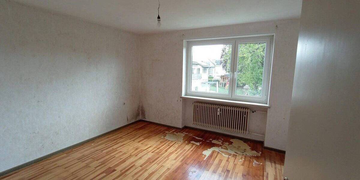 Mehrfamilienhaus, Wohnhaus Neusäß - 8 Zimmer, 200 m&sup2;, 720.000&euro; | Angebot:26865308