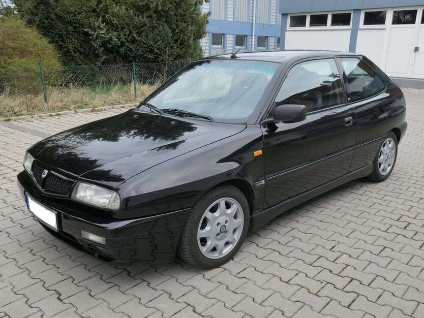 Lancia Delta 171.000 km 3.900 € Augsburg 86199