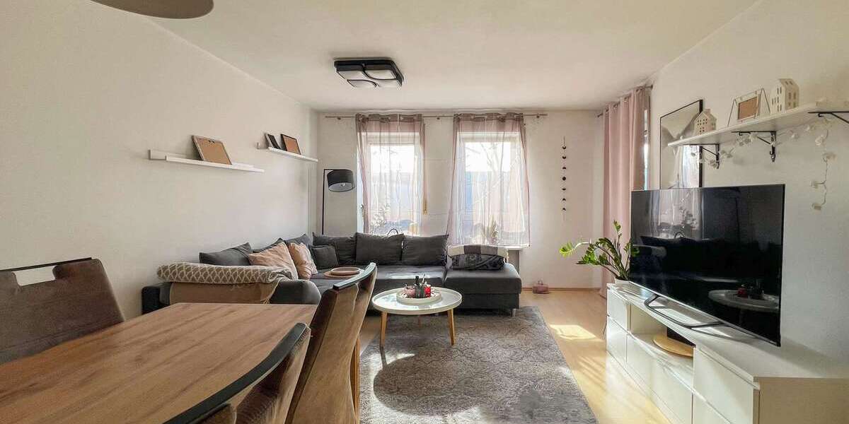 Etagenwohnung Augsburg Pfersee - 3 Zimmer, 75 m&sup2;, 365.000&euro; | Angebot:26085994