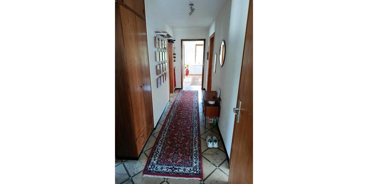 Erdgeschoßwohnung Friedberg - 4 Zimmer, 80 m&sup2;, 1.900&euro; | Angebot:26448832