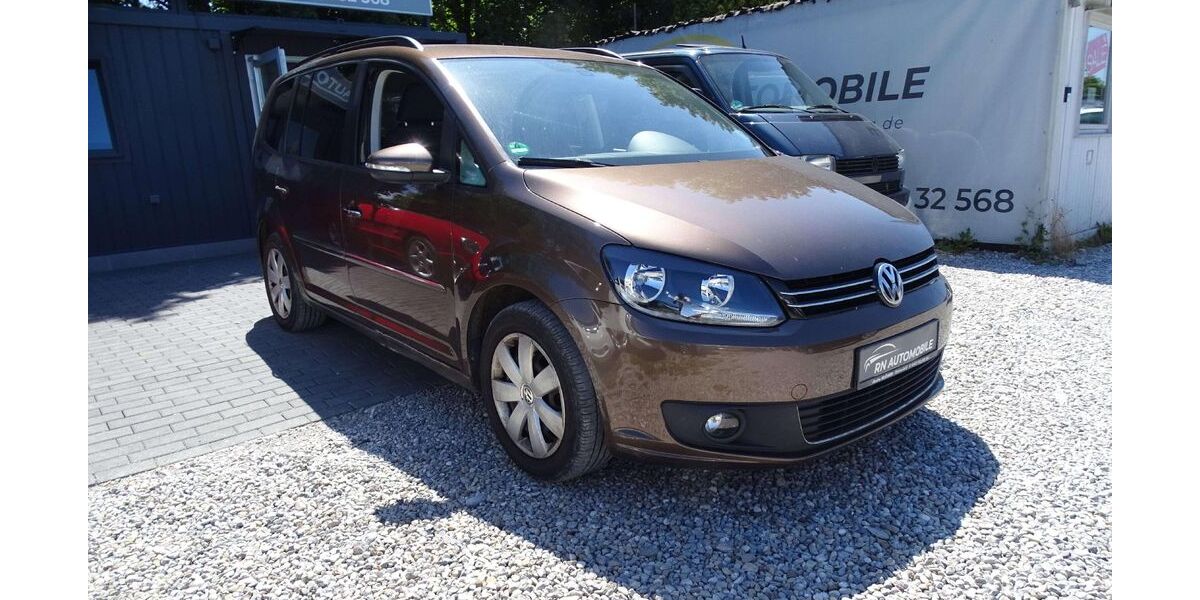 VW Touran 134.400 km 6.490 &euro; Königsbrunn 86343