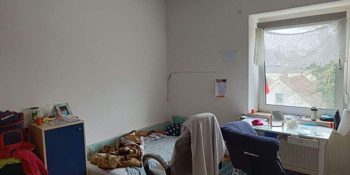 Etagenwohnung Augsburg Kriegshaber - 4 Zimmer, 101 m&sup2;, 275.000&euro; | Angebot:25898640