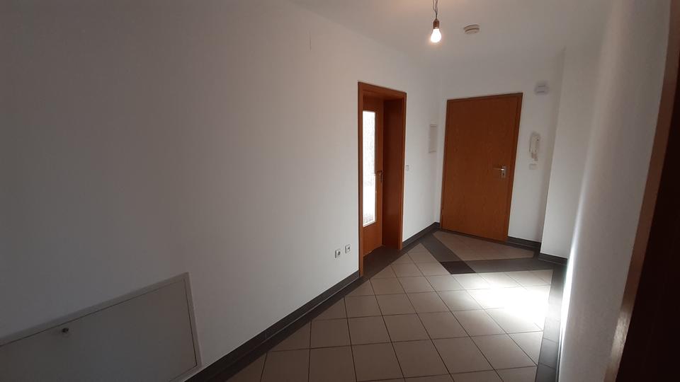 Dachgeschoßwohnung Aichach - 2.5 Zimmer, 67 m&sup2;, 320.000&euro; | Angebot:26762647