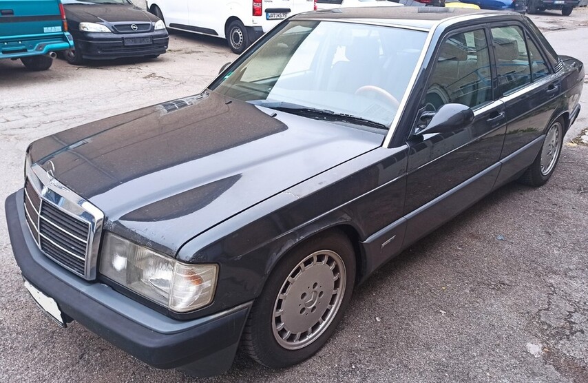 Mercedes-Benz 190 439.868 km 3.100 € Augsburg 86150