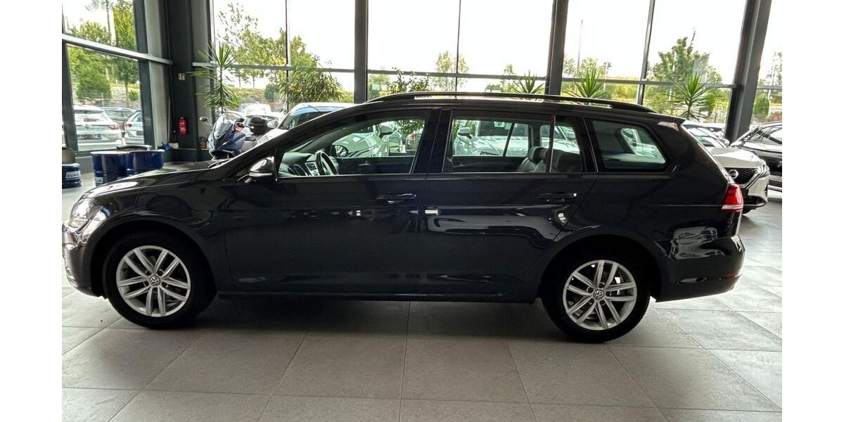 VW Golf 220.829 km 9.590 &euro; Friedberg 86316