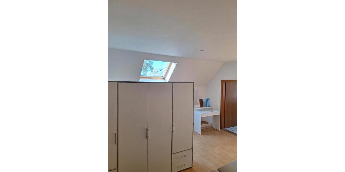 Dachgeschoßwohnung Merching - 1 Zimmer, 43 m&sup2;, 700&euro; | Angebot:25445187