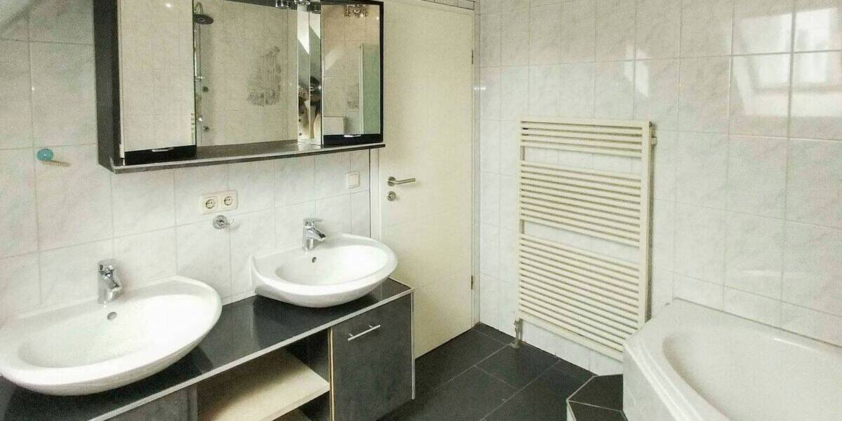 Reihenmittelhaus Friedberg Stätzling - 5 Zimmer, 140 m&sup2;, 559.000&euro; | Angebot:26688759