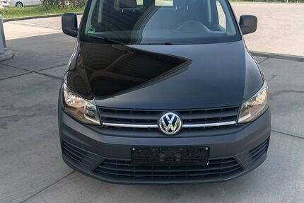 VW Caddy 179.000 km 7.900 &euro; Augsburg 86167