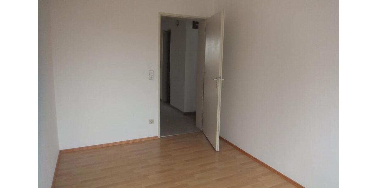 Reihenhaus Königsbrunn - 4 Zimmer, 103 m&sup2;, 1.555&euro; | Angebot:26579609