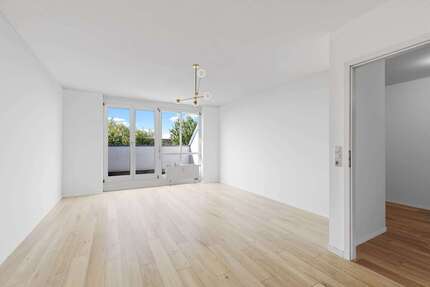 Wohnung zum Kaufen in Königsbrunn 299.000 € 83.74 m² 3 zimmer