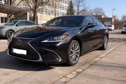 Lexus Andere 102.000 km 29.900 &euro; Augsburg 86153