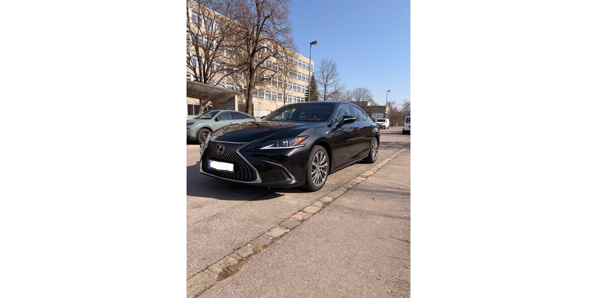Lexus Andere 102.000 km 29.900 &euro; Augsburg 86153