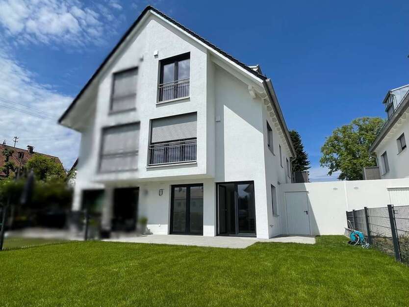 Haus zum Mieten in Neusäß Steppach 2.150 € 140 m²