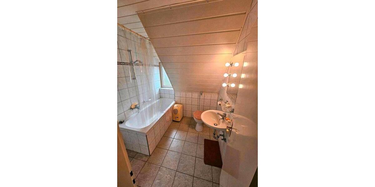 Einfamilienhaus Augsburg Lechhausen - 6.5 Zimmer, 154 m&sup2;, 670.000&euro; | Angebot:27023833