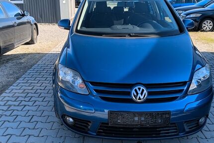 VW Golf 104.000 km 3.990 &euro; Augsburg 86167