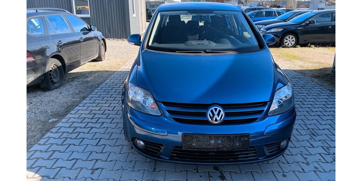 VW Golf 104.000 km 3.990 &euro; Augsburg 86167