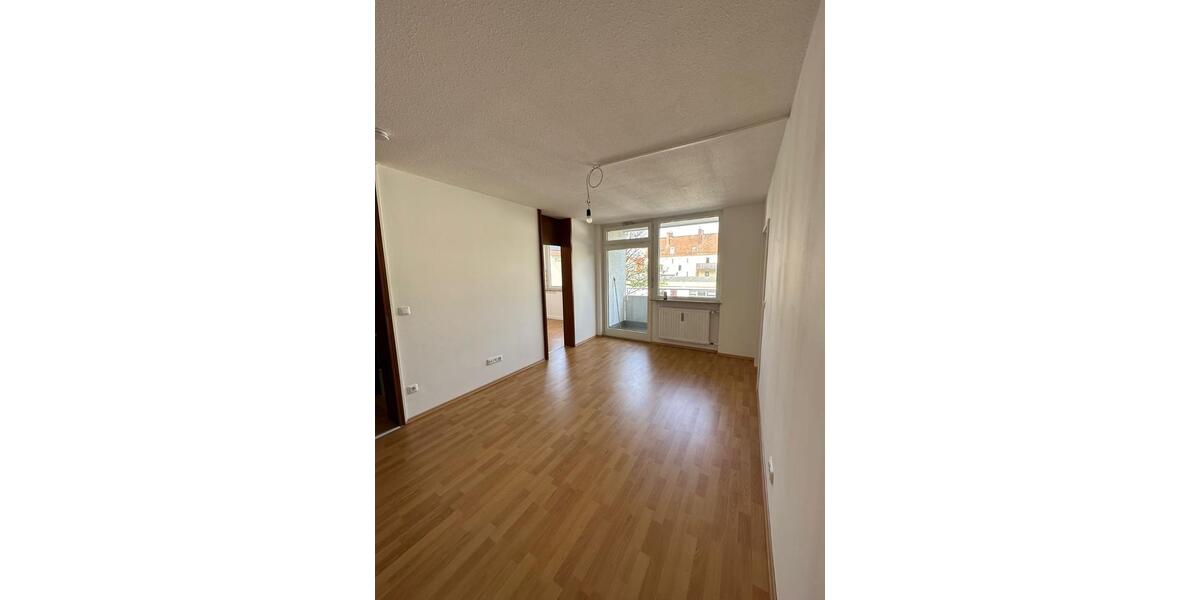 Etagenwohnung Neusäß - 2 Zimmer, 45 m&sup2;, 850&euro; | Angebot:25299615