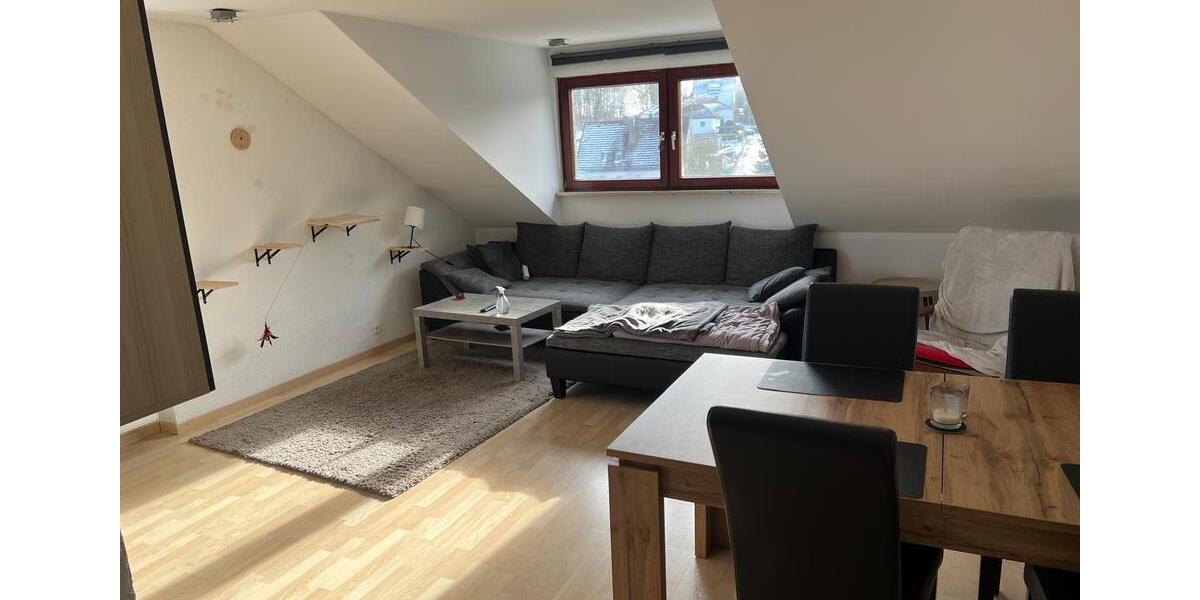 Dachgeschoßwohnung Dinkelscherben - 3 Zimmer, 83 m&sup2;, 850&euro; | Angebot:24694784