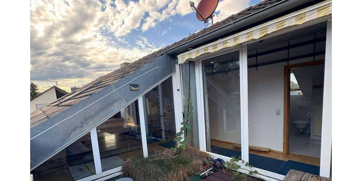 Jetzt oder nie: 3 Zimmer DG Wohnung in Augsburg Göggingen mit Dachterrasse und Garage 3 zimmer