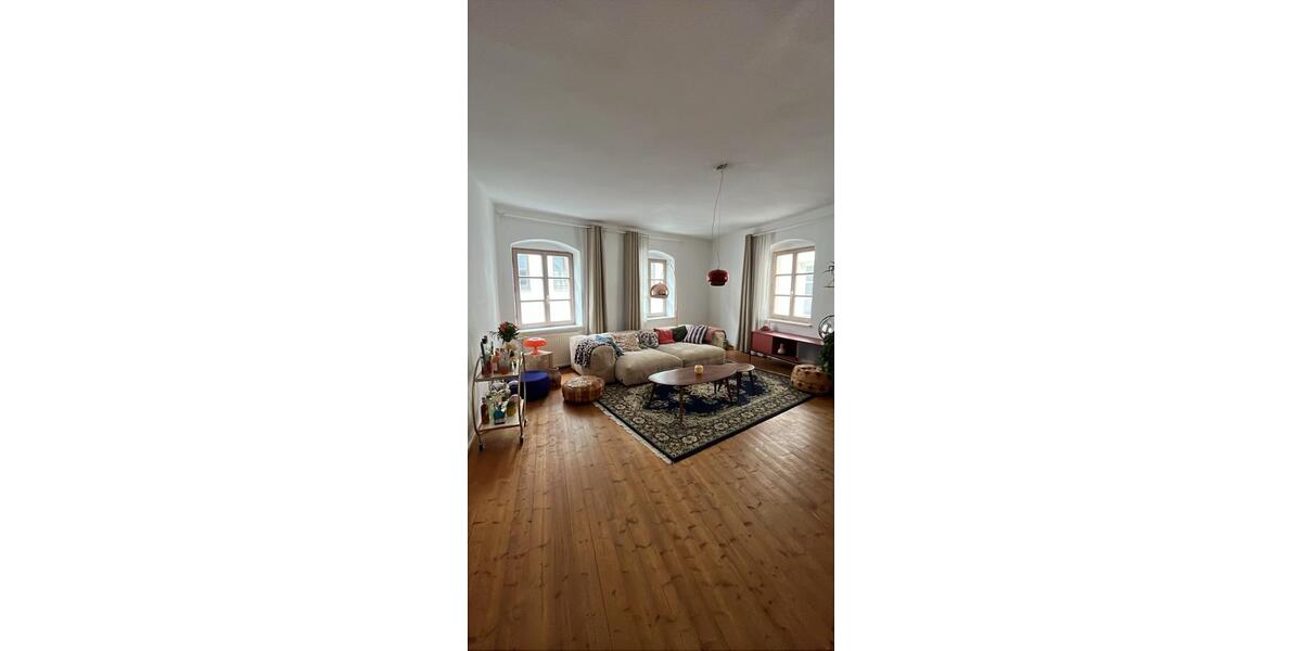 Etagenwohnung Augsburg - 3 Zimmer, 74 m&sup2;, 1.200&euro; | Angebot:25310564