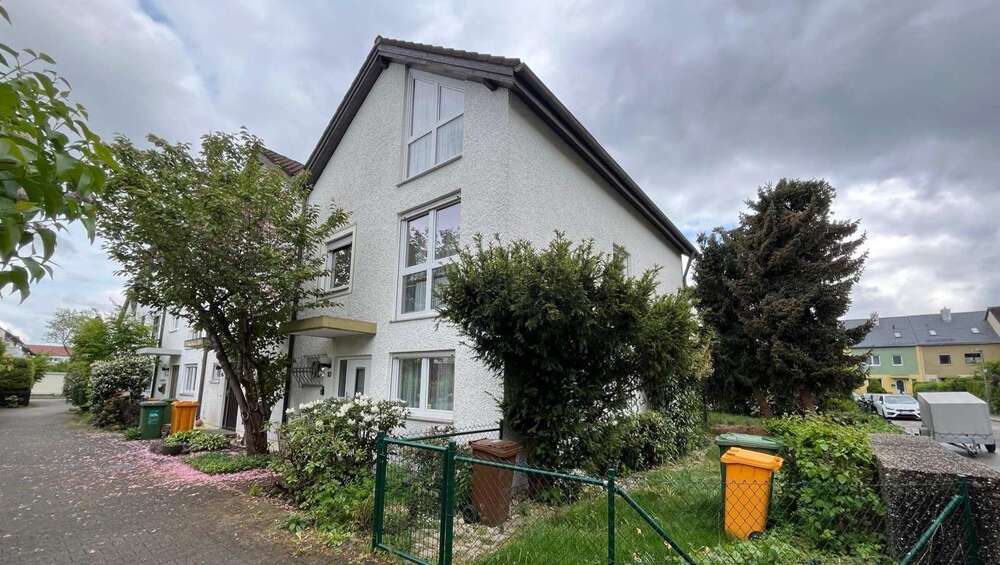 Einfamilienhaus Augsburg Haunstetten-Siebenbrunn - 6 Zimmer, 136 m&sup2;, 525.000&euro; | Angebot:27142200