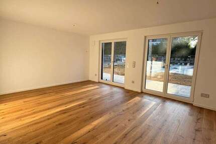 Haus zum Mieten in Aystetten 2.650 € 145 m²
