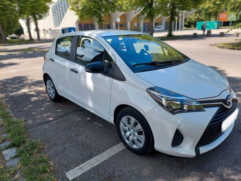 Yaris