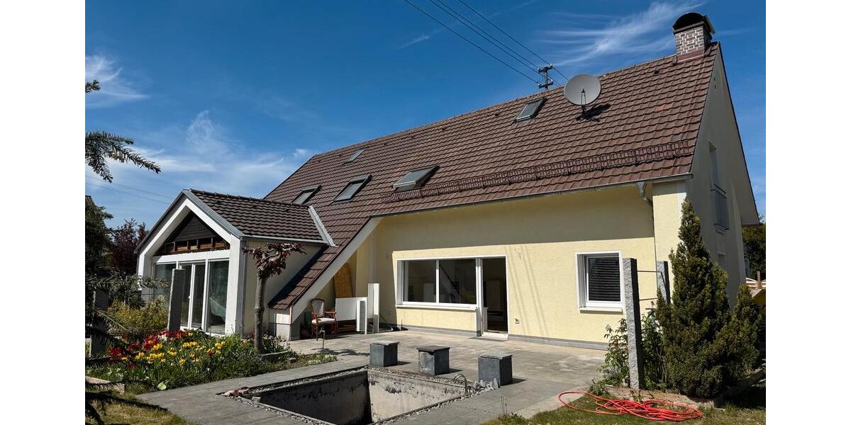 Doppelhaushälfte Königsbrunn - 4.5 Zimmer, 146 m&sup2;, 2.300&euro; | Angebot:26373023